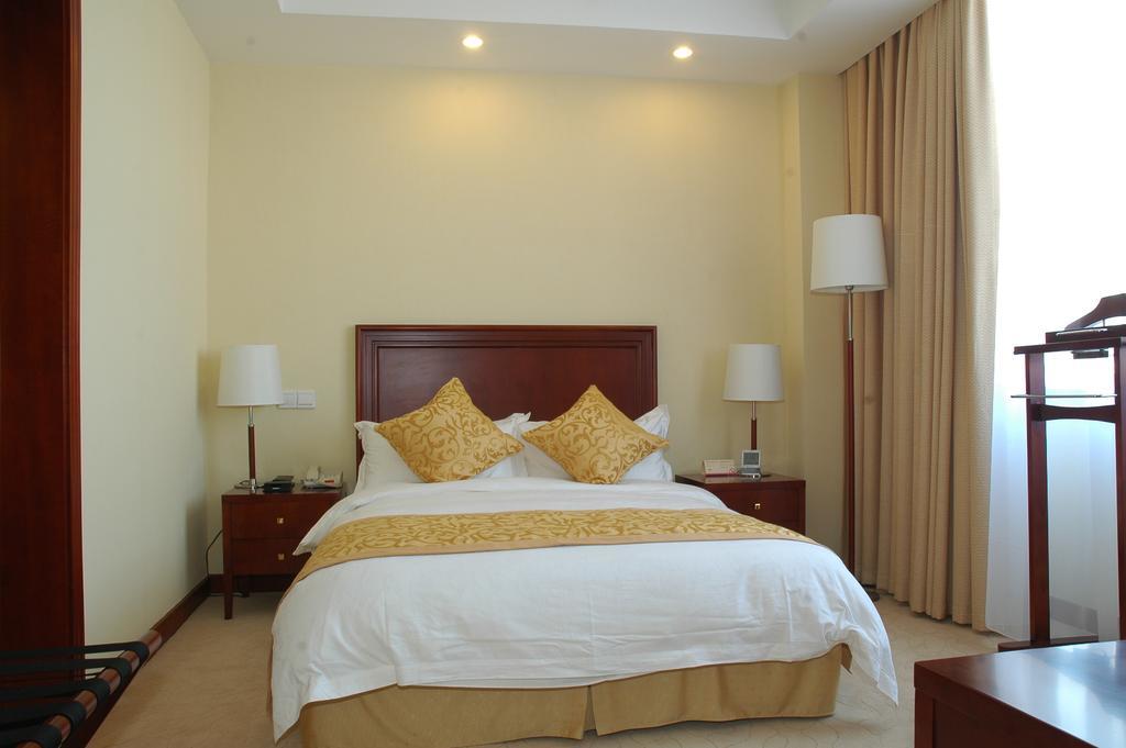 Century Hotel Taicang Habitación foto